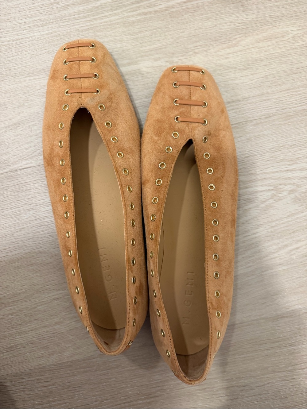 M.Gemi Suede Mina Flat - 6.5 - Picture 3 of 4
